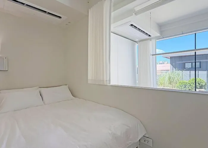 New Dh 3 / 3br 2bath / 3min Hongik Univ Stn *
