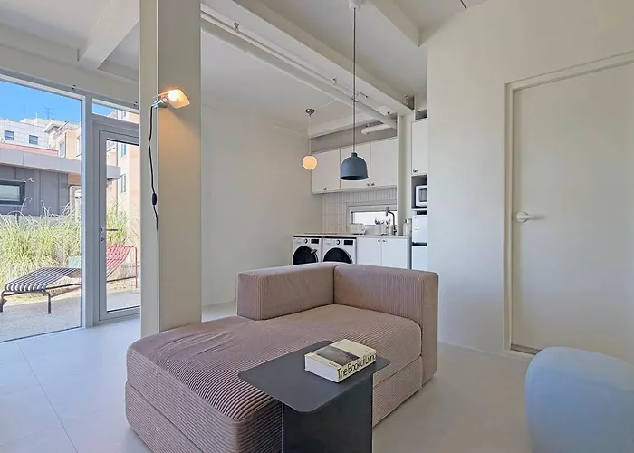 New Dh 3 / 3br 2bath / 3min Hongik Univ Stn 서울특별시